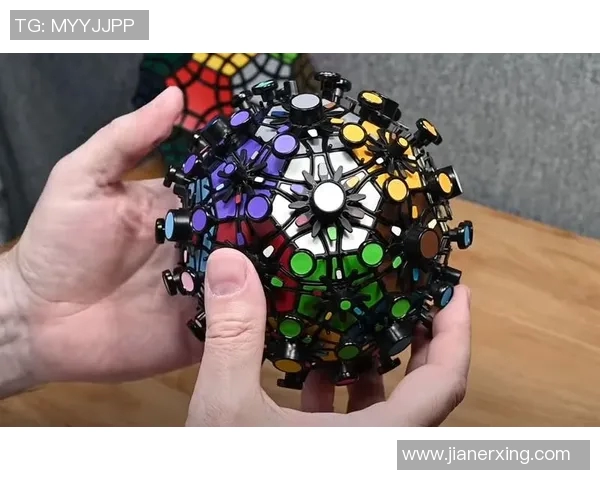 魔方拼出足球明星的精彩瞬间与技巧教学视频合集